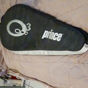 PRINCE   Tennis racket case zip up black and silver. ( 29inLx12x